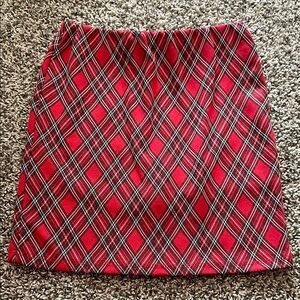 NWOT Beautees Red Pencil Plaid Skort